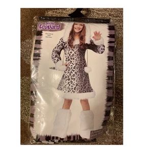 Snow Leopard Halloween Costume Size Medium 8-10 YO